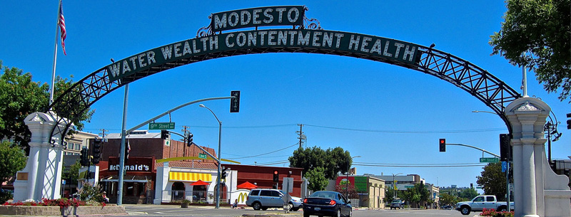 Modesto Arch