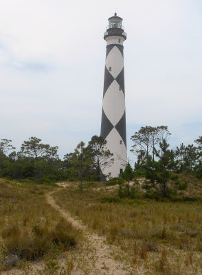 https://freefunguides.com/wp-content/uploads/2020/05/cape-lookout-lighthouse.jpg