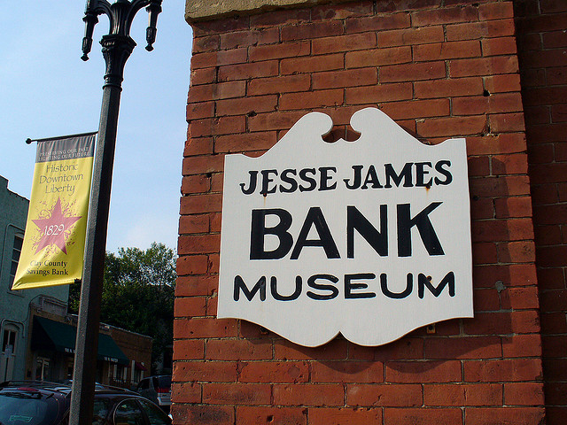Jesse James bank Museum